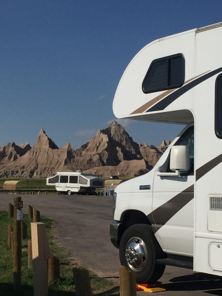badlands national park camping