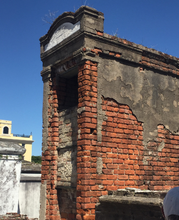 Above Ground Tomb | St Louis Cemetary #1